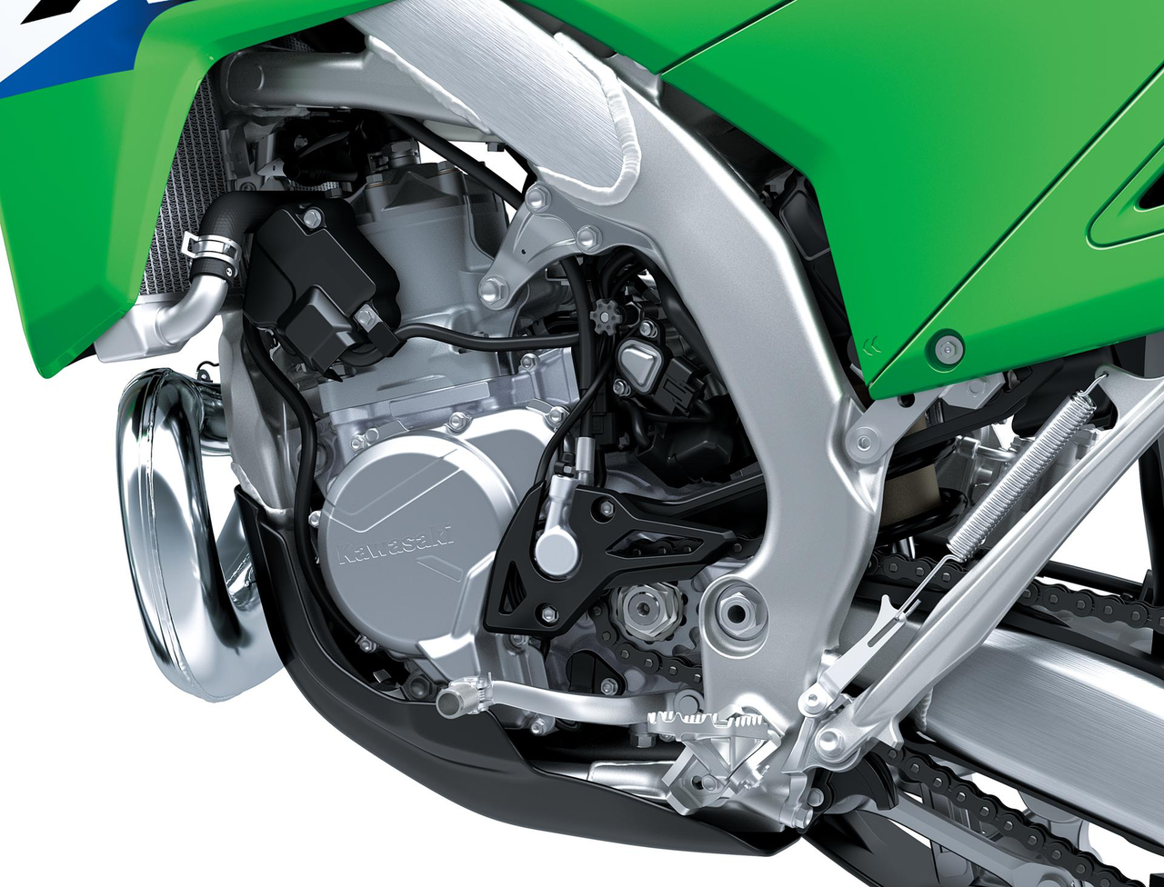 Modern Fuel-Injected 2-Stroke Engine with Flat, Controllable Torque
